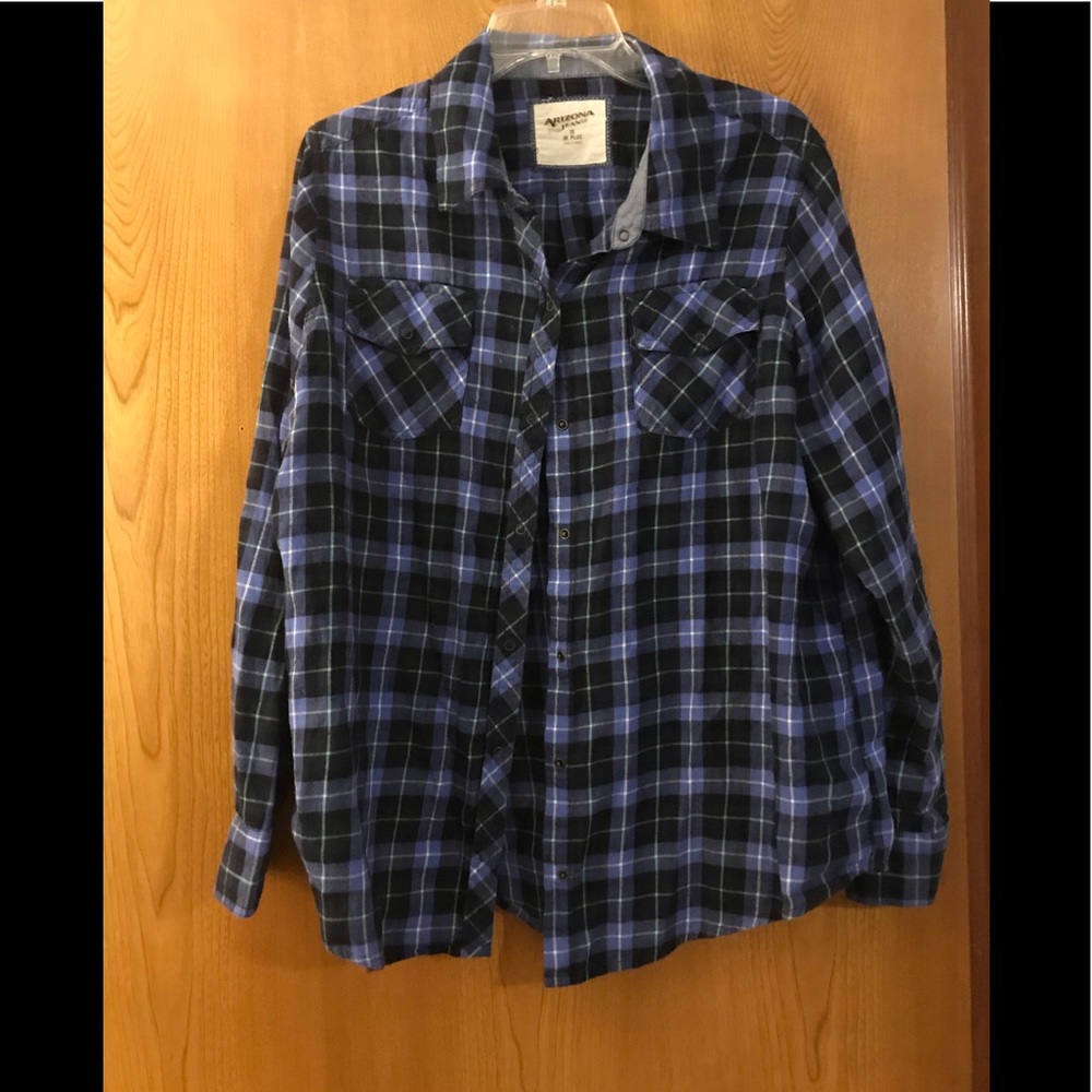 Snap plaid top
